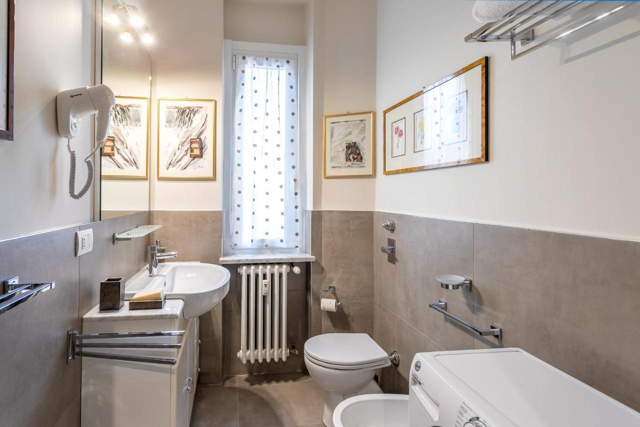 Casa Vacanze In Arte Milano Apartment Bagian luar foto