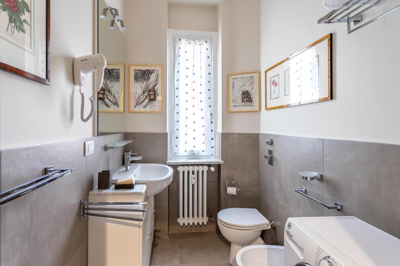 Casa Vacanze In Arte Milano Apartment Bagian luar foto